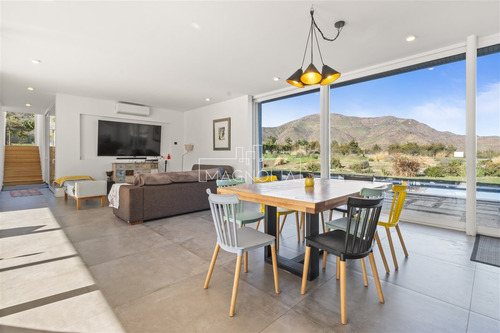 Casa En Venta De 4d/5b Las Brisas
