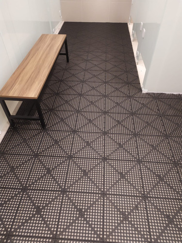 Piso Estrado Modular Antiderrapante 30x30cm - Kit Com 1.08m² Cor Preto