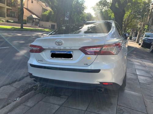 Toyota Camry 3.5 V6 At.