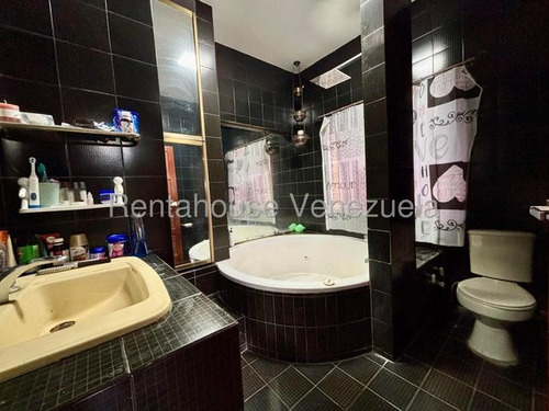 San Bernardino 25-21159 Hermosa Casa Con Una Ubicación Estratégica Tanque De Agua De 30,000 Litros Con Bomba Y Pulmón. Gas Directo Para Mayor Comodidad Y Ahorro.