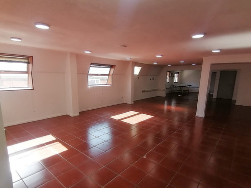 Gran Inversión !! Amplias Bodegas Y Oficinas En Planta Libre