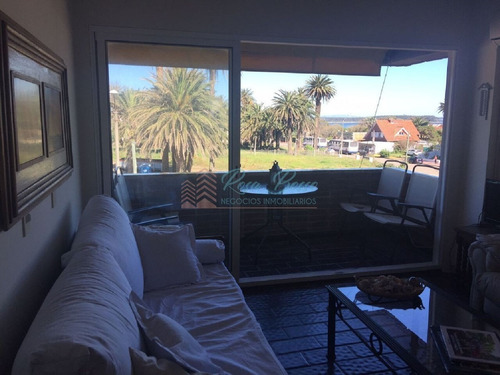 Apartamento En Peninsula, 2 Dormitorios *- Ref: 836