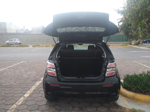 Imagen 9 de 10 de Chevrolet Sonic 2017 1.6 Lt Hb Mt