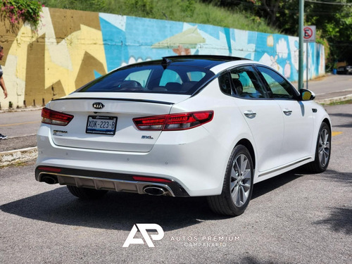 Kia Optima 2.0 L Turbo Gdi Sx At