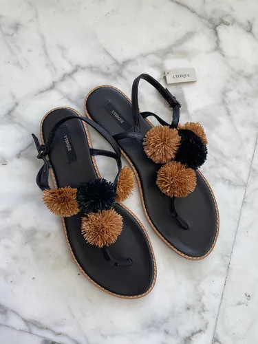 Sandali con shop pompon
