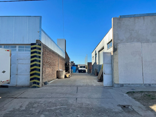 Imagen 1 de 23 de Galpón Nuevo En Venta De 200m2 S/lote De 936 M2 Ubicado En San Martín U$s 95.000