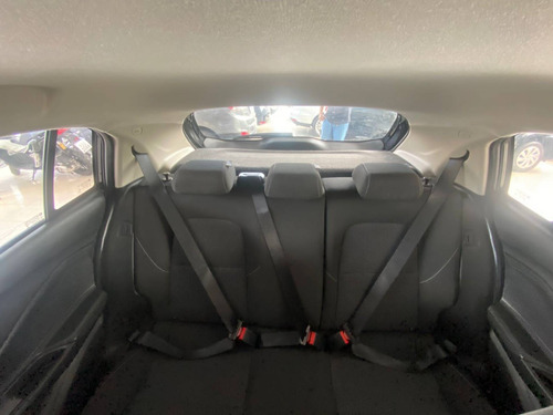 Imagem 15 de 15 de Chevrolet Onix 1.0 Flex Lt Manual