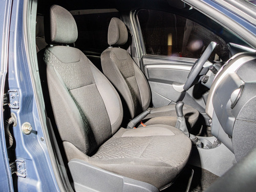 Imagen 14 de 15 de Renault Duster Oroch Dynamique 1.6