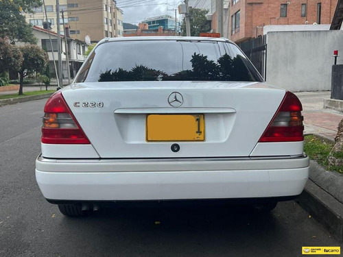 Imagen 6 de 25 de Mercedes-benz Clase C