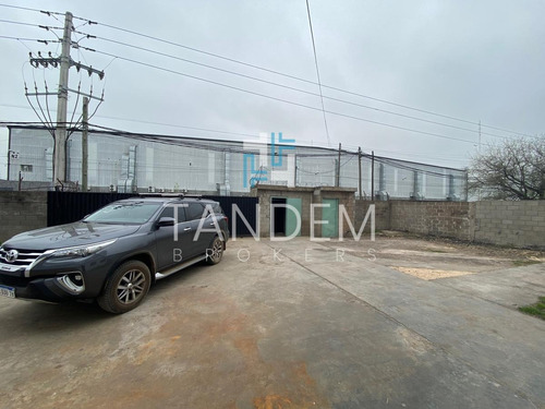 Imagen 18 de 20 de Excelente Galpón 1000 M2 Cub C/ Oficinas En Zona Industrial El Triangulo Sobre Calle Asfaltada