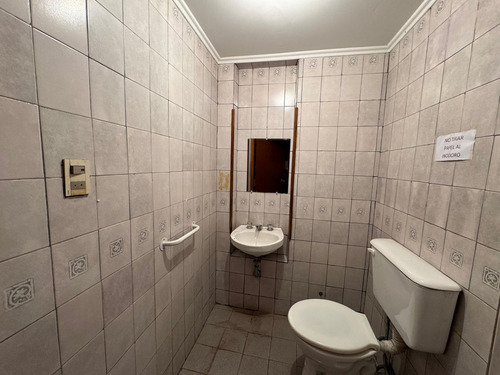 Venta De Departamento En Calle Mitre, Ciudad