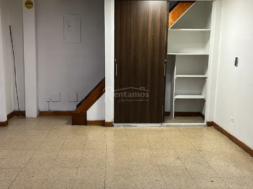 Local En Arriendo En Centro. Cod A1381