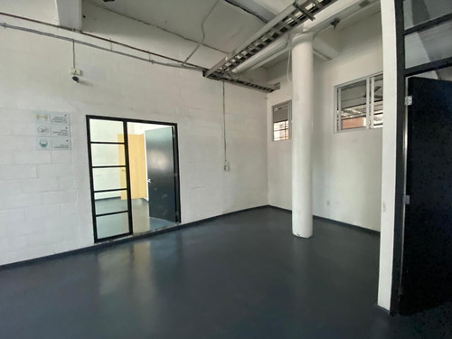 Renta Oficina/bodega 1,142 M²- Lago Texcoco, Col. Anáhuac, Miguel Hidalgo Cdmx -