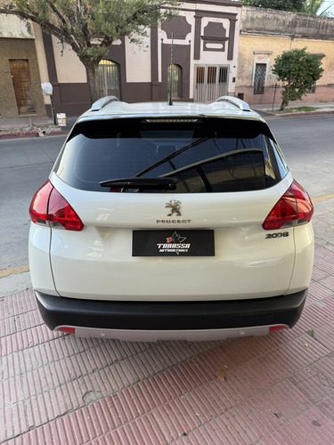Peugeot 2008 1.6 Feline