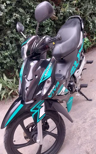 Viva R Modelo 2023 Matriculada En Palmira, Lista Para Traspa