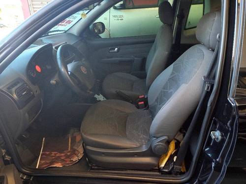 Imagem 7 de 14 de Fiat Strada 2015 1.4 Working Ce Flex 2p