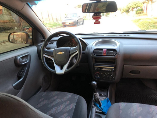 Corsa Sedan 1.8 2002
