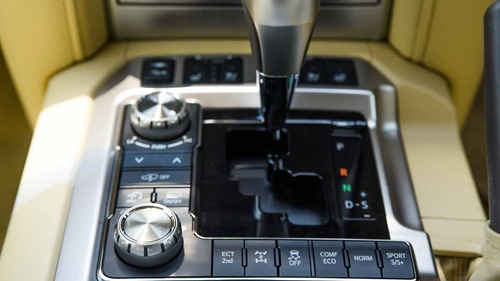 Imagen 2 de 15 de (rhd) Toyota Land Cruiser Zx Full Option Petrol -export Only