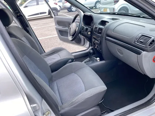 Renault Clio II 1.6 Expression