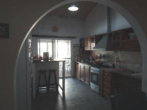 Imagen 4 de 12 de Casa Venta Isidro Casanova