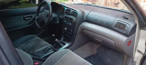 Subaru Legacy 2.0 Gl Awd