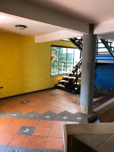 Imagen 3 de 12 de Casa En Venta En El Junquito