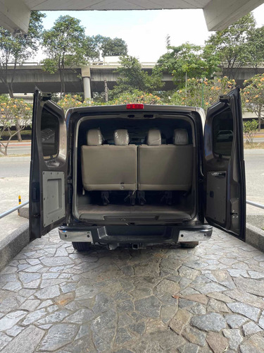 Imagen 6 de 11 de Nissan Nv3500 Sl