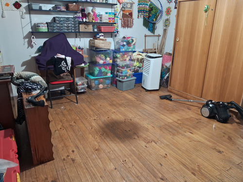 Venta Casa En Gran Terreno Ubicada En Macul. $280.000.000.-