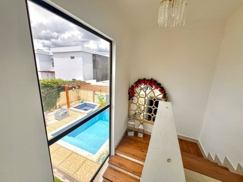 Villa En Venta Con Piscina Y Jacuzzi En San Francisco De Mac