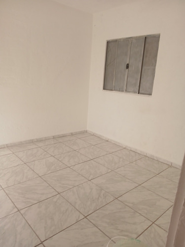 Vende-se Sobrado Com 2 Casas