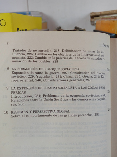 Política Y Bloques De Poder: Crisis En El Sistema Mundial