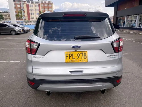 Ford Escape 2.0 Titanium