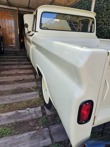 Imagen 20 de 25 de Chevrolet C-10
