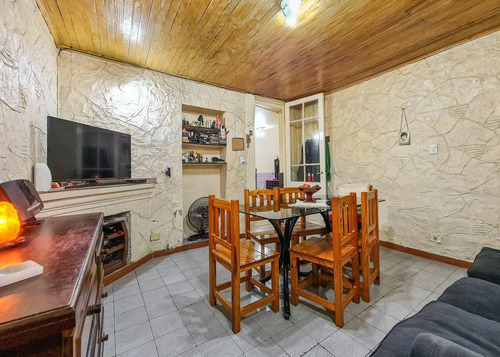 Imagen 3 de 13 de Depto. Tipo Ph 3 Ambientes C/ Dependencia - Patio Cubierto -