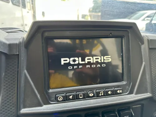 Polaris RZR TURBO S BESTIA