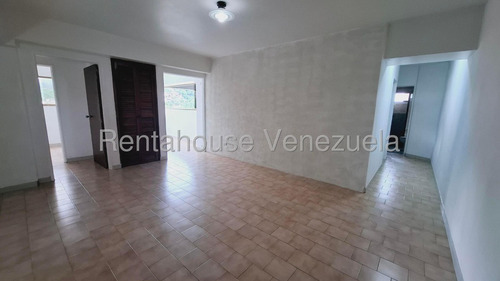 Oportunidad De Alquilar Céntrico Y Cómodo Apartamento En Los Chaguaramos - Mls #25-24036 - Jca
