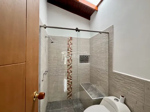 Apartamento En Venta En Loma De Los Parra. Cod V775671