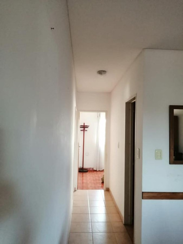 Imagen 9 de 21 de Departamento 3 Amb-mucha Luz-impecable