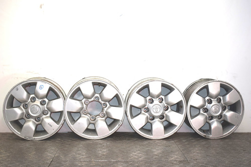 Llantas Usadas Toyota Hilux 15 6.x139 2004 Al 2009