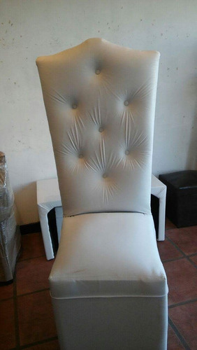Imagen 6 de 10 de Alquiler De Livings , Puff Y Gazebos Para Eventos