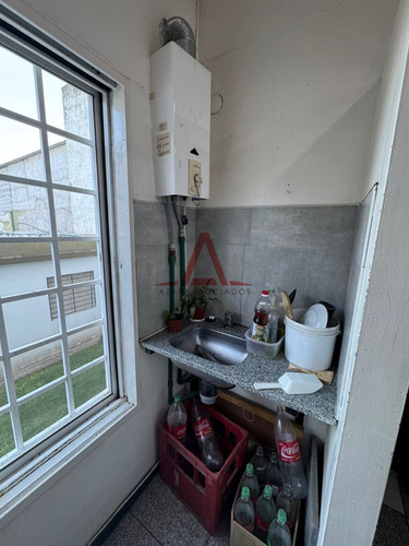 Sagrada Familia 1312, Urca. Local Comercial En Alquiler, Ideal Para Tu Próximo Negocio O Consultorio!!