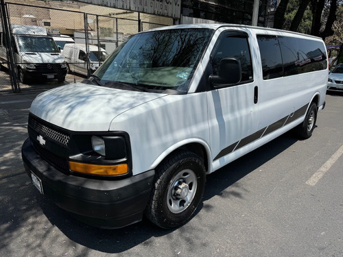 Chevrolet Express 6.0ls C 15 Pas At