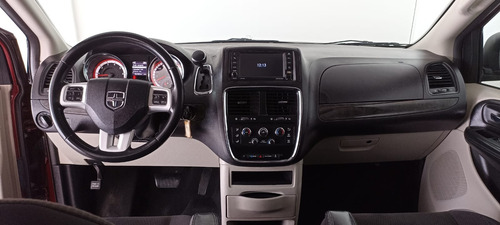 Imagen 7 de 15 de Dodge Grand Caravan 2018