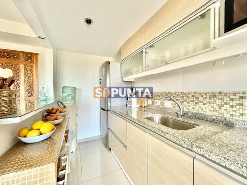 Imagen 8 de 22 de Apartamento Al Mar Con Parrillero Propio, Servicios