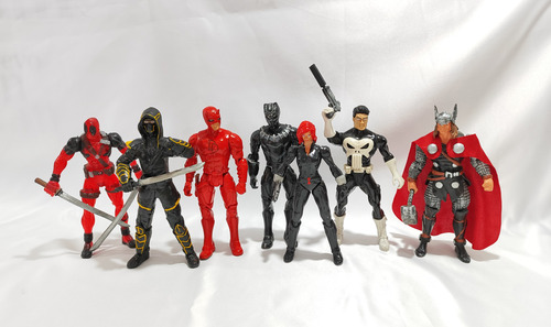 Avengers Infinity War Set 22 Figuras Estado Regular Bootleg (Usado)