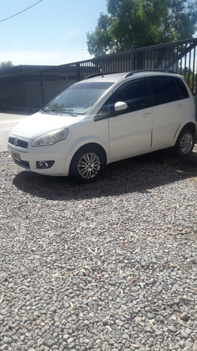 Fiat Idea 1.6 Essence 115cv