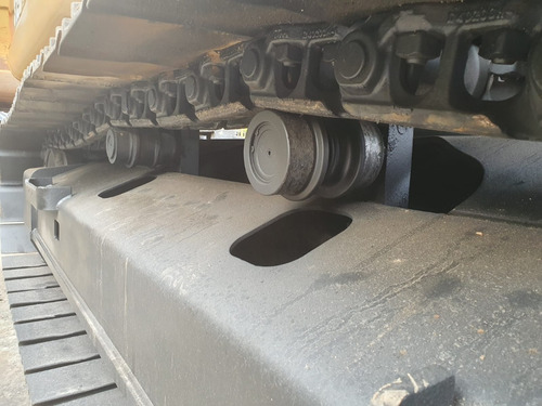 Imagem 9 de 10 de Escavadeira Caterpillar 315dl 2015