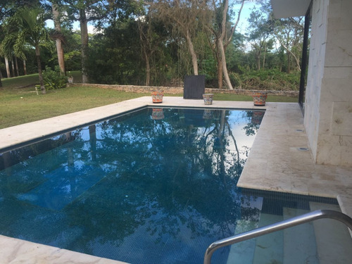 Imagen 4 de 30 de Yucatan Country Club Frente Al Hoyo 8 Y 18 En Venta Casa