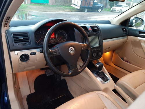 Imagen 6 de 10 de Volkswagen Vento 2.0 T Fsi Elegance Wood Dsg 2007