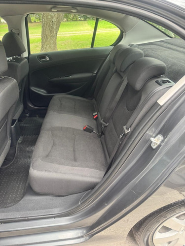 Peugeot 408 2.0 Allure 143cv